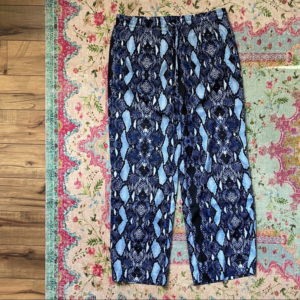 Calvin Klein Lightweight pants